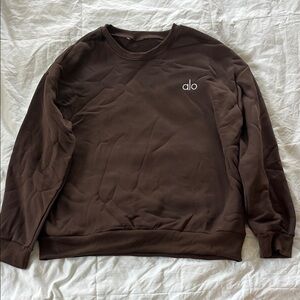 ALO Yoga Men's Chocolate Crewneck Sweater